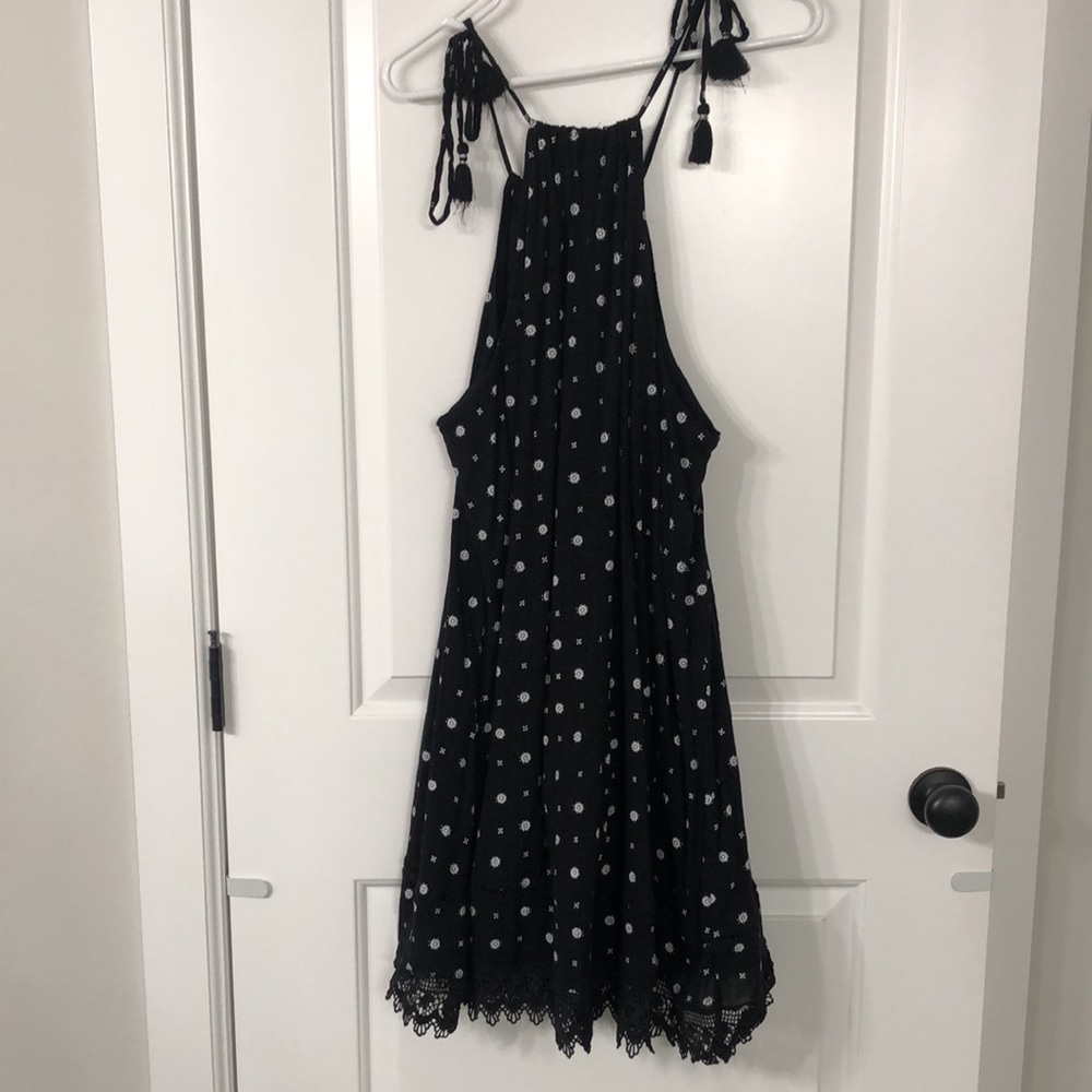 Dress - Picture 6 of 6